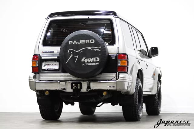 1996 Mitsubishi Pajero JDM car for sale — photo 8 of 25