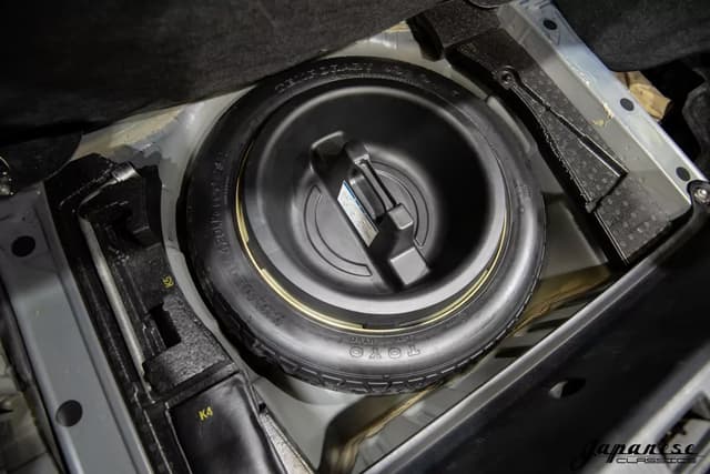 1998 Toyota Aristo JDM car for sale — photo 23 of 25
