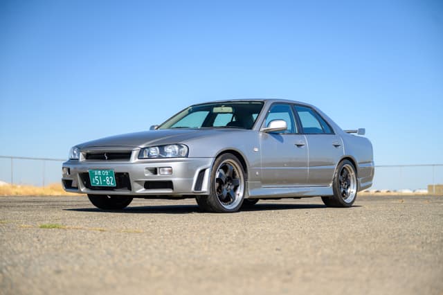 1998 Nissan Skyline JDM car for sale — photo 2 of 23