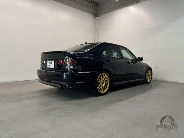 2000 Toyota Altezza JDM car for sale — photo 12 of 25