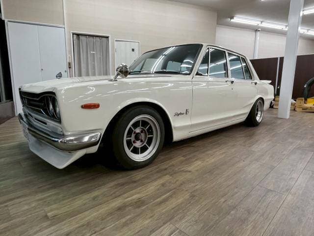 1971 Nissan Skyline JDM car for sale — photo 11 of 20