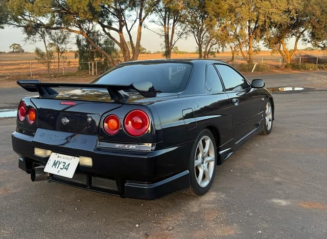 1999 Nissan Skyline JDM car for sale — photo 7 of 10