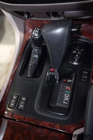 2000 Toyota Land Cruiser JDM car for sale — photo 10 of 25