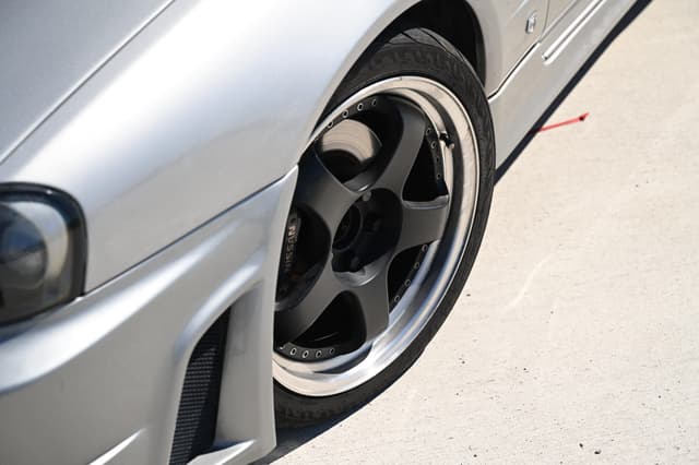 1998 Nissan Skyline JDM car for sale — photo 6 of 23