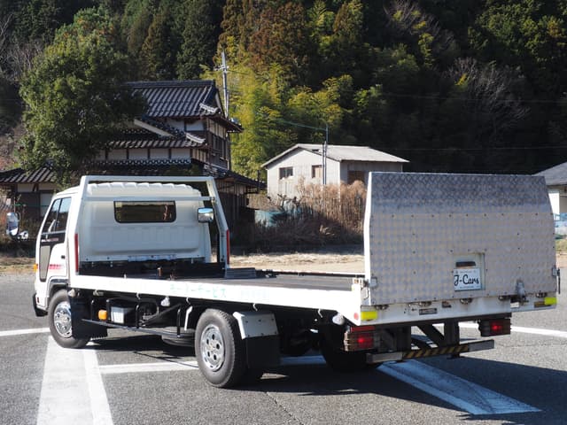 1991 Isuzu Elf JDM car for sale — photo 21 of 24