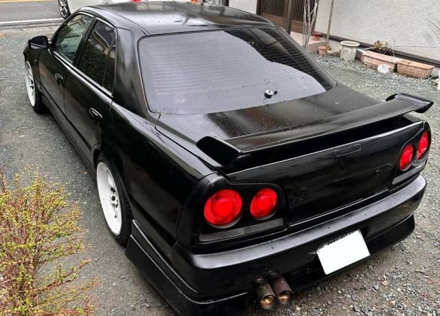 1998 Nissan Skyline JDM car for sale — photo 2 of 5