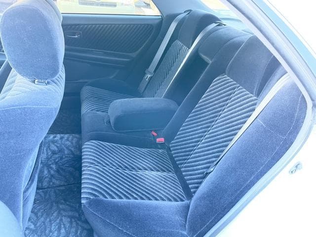 1998 Toyota Mark II JDM car for sale — photo 17 of 25
