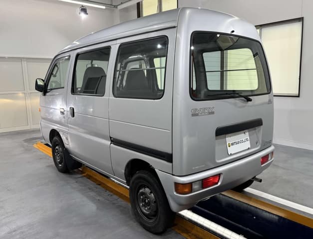 1998 Suzuki Every JDM car for sale — photo 4 of 25