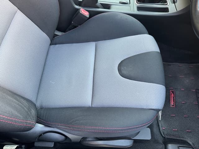 2006 Mazda Axela JDM car for sale — photo 24 of 25