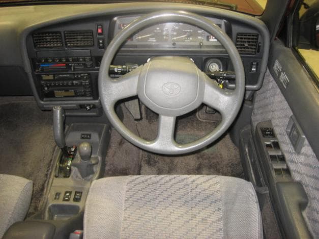 1995 Toyota Hilux Surf JDM car for sale — photo 3 of 3