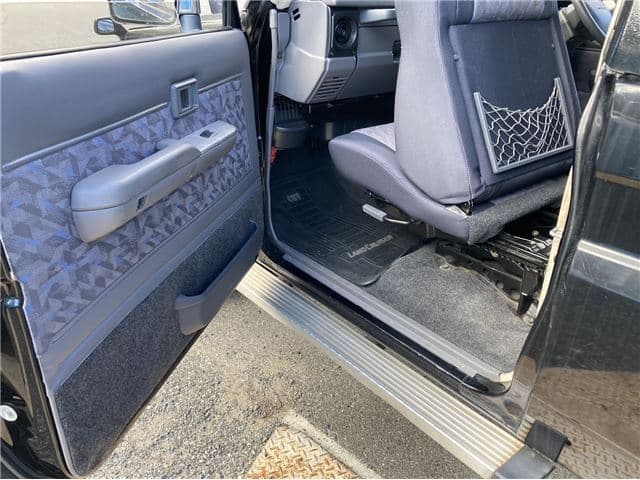 1997 Toyota Land Cruiser Prado JDM car for sale — photo 21 of 25