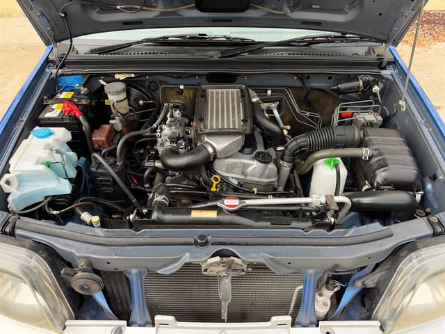 2001 Suzuki Jimny JDM car for sale — photo 16 of 18