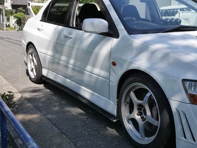 2001 Mitsubishi Lancer Evolution JDM car for sale — photo 10 of 25