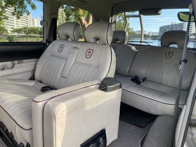 1999 Mitsubishi Delica JDM car for sale — photo 10 of 17