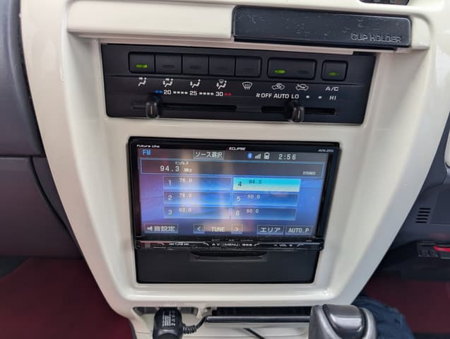 1996 Toyota Hilux Surf JDM car for sale — photo 15 of 20