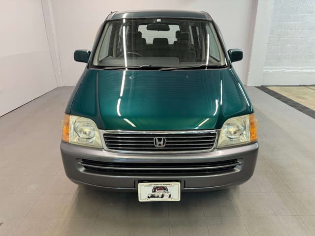 1996 Honda Stepwagon JDM car for sale — photo 8 of 25