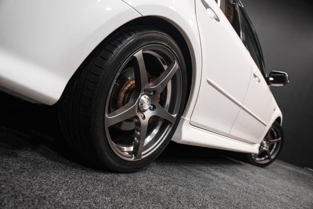 2004 Mazda Atenza JDM car for sale — photo 13 of 20