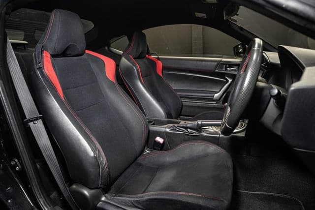 2012 Toyota 86 JDM car for sale — photo 14 of 17