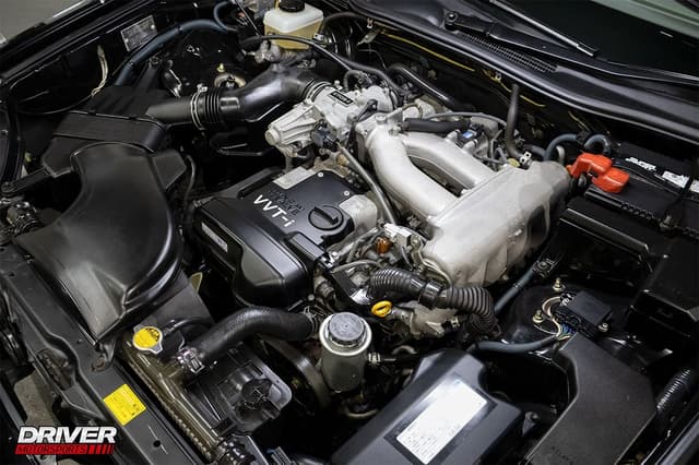 1999 Toyota Crown JDM car for sale — photo 20 of 25