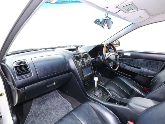 1998 Mitsubishi Legnum JDM car for sale — photo 16 of 25