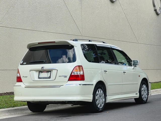 2000 Honda Odyssey JDM car for sale — photo 2 of 25