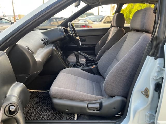 1990 Nissan Skyline JDM car for sale — photo 13 of 16