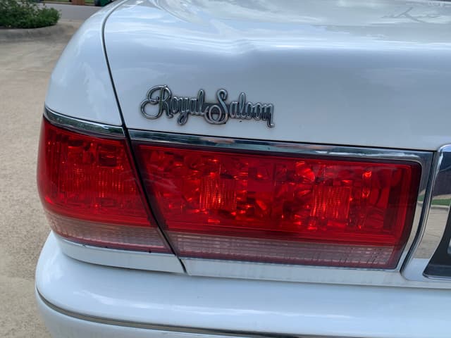 1999 Toyota Crown JDM car for sale — photo 5 of 16