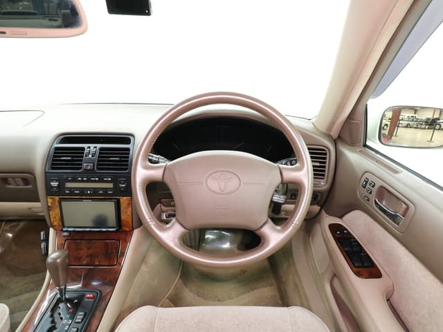 1997 Toyota Celsior JDM car for sale — photo 10 of 25