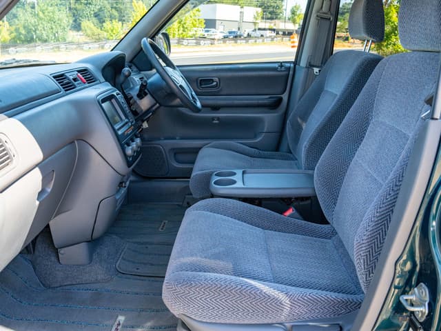 1996 Honda CR-V JDM car for sale — photo 13 of 17