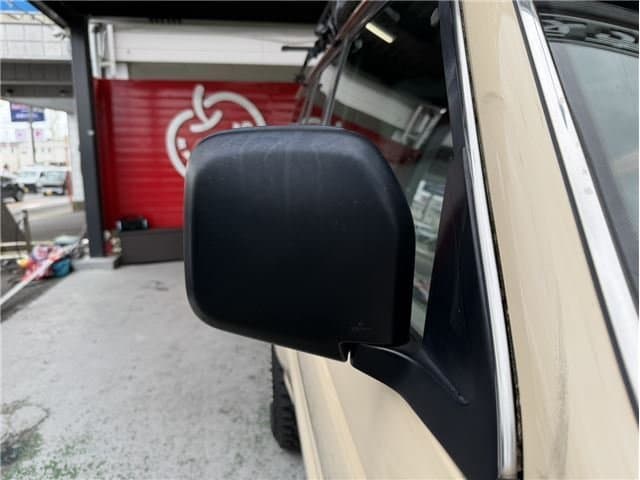 1998 Mitsubishi Pajero JDM car for sale — photo 19 of 25