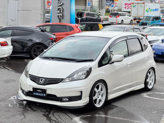 2011 Honda Fit JDM car for sale — photo 8 of 25