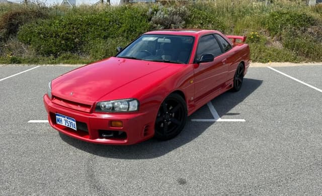 1998 Nissan Skyline JDM car for sale — photo 7 of 10
