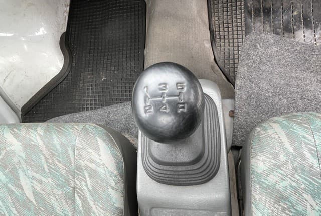 2000 Suzuki Carry JDM car for sale — photo 14 of 25