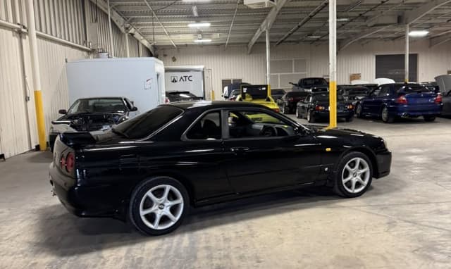 1999 Nissan Skyline JDM car for sale — photo 7 of 25