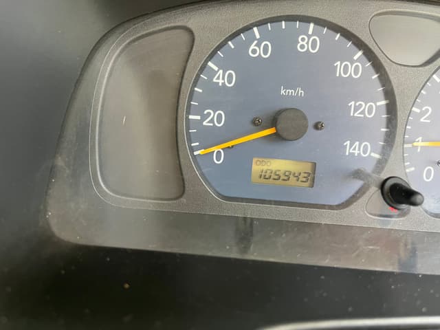 1998 Suzuki Jimny JDM car for sale — photo 2 of 17