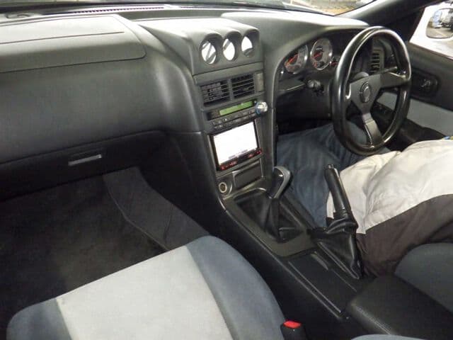 2001 Nissan Skyline JDM car for sale — photo 3 of 6