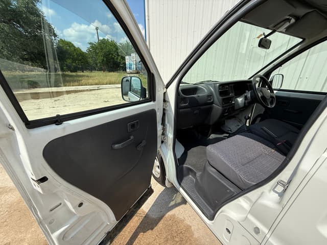 1999 Daihatsu Hijet JDM car for sale — photo 10 of 19