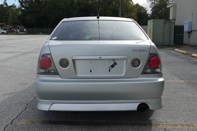 2000 Toyota Altezza JDM car for sale — photo 7 of 18