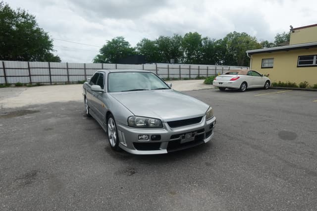1998 Nissan Skyline JDM car for sale — photo 11 of 16