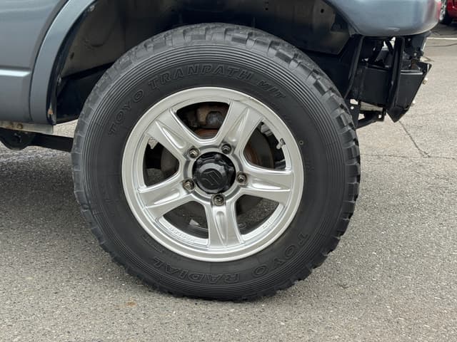 2005 Suzuki Jimny JDM car for sale — photo 19 of 25