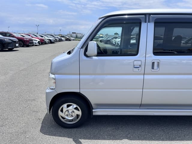 2002 Honda Vamos JDM car for sale — photo 12 of 25