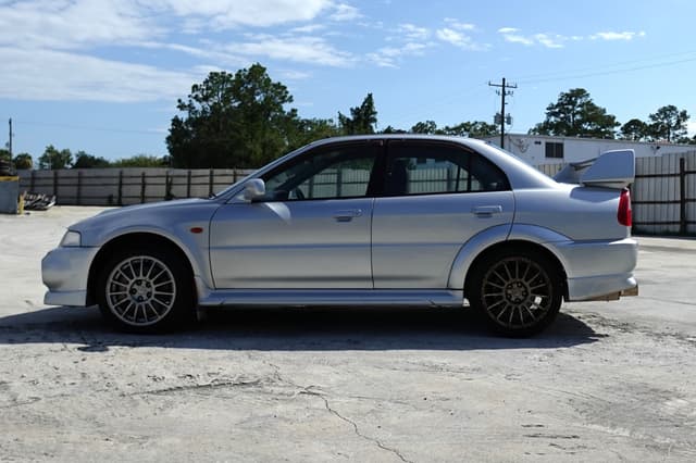 2000 Mitsubishi Lancer Evolution JDM car for sale — photo 12 of 21