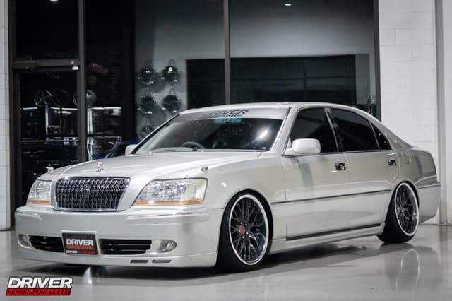 1999 Toyota Majesta JDM car for sale — photo 6 of 25