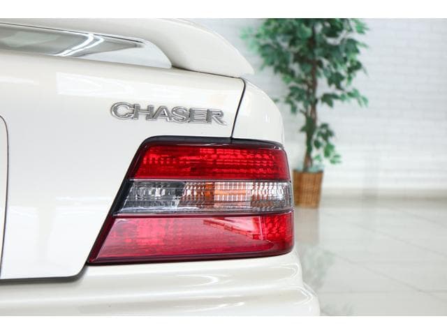 1997 Toyota Chaser JDM car for sale — photo 16 of 25