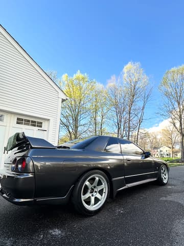 1990 Nissan Skyline JDM car for sale — photo 5 of 13