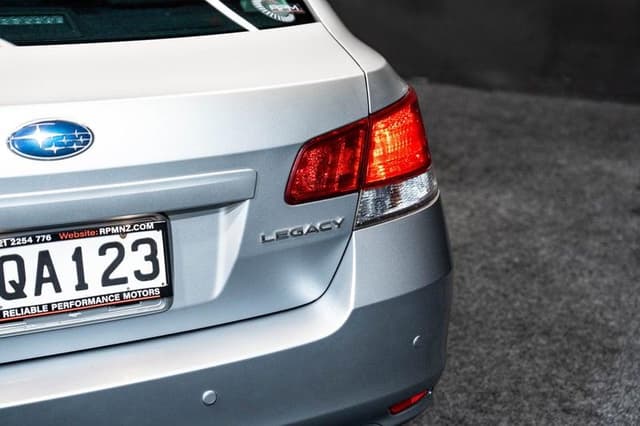 2009 Subaru Legacy JDM car for sale — photo 4 of 18
