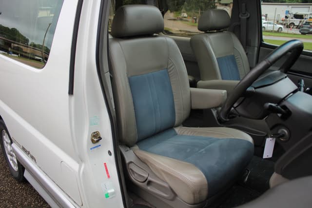 1998 Nissan Caravan JDM car for sale — photo 20 of 25