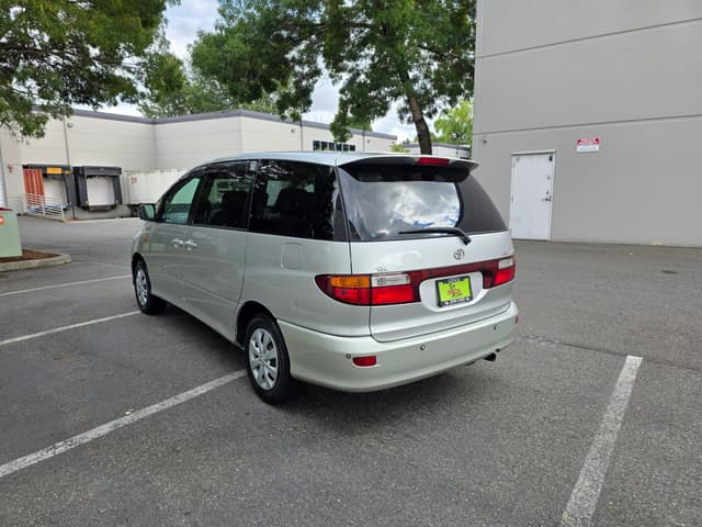 2000 Toyota Estima JDM car for sale — photo 5 of 14