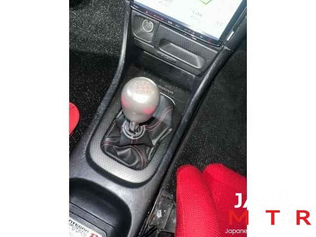 1998 Honda Integra JDM car for sale — photo 13 of 16