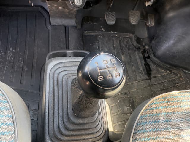1999 Honda Acty JDM car for sale — photo 17 of 25